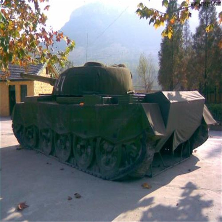 三穗大型充气坦克